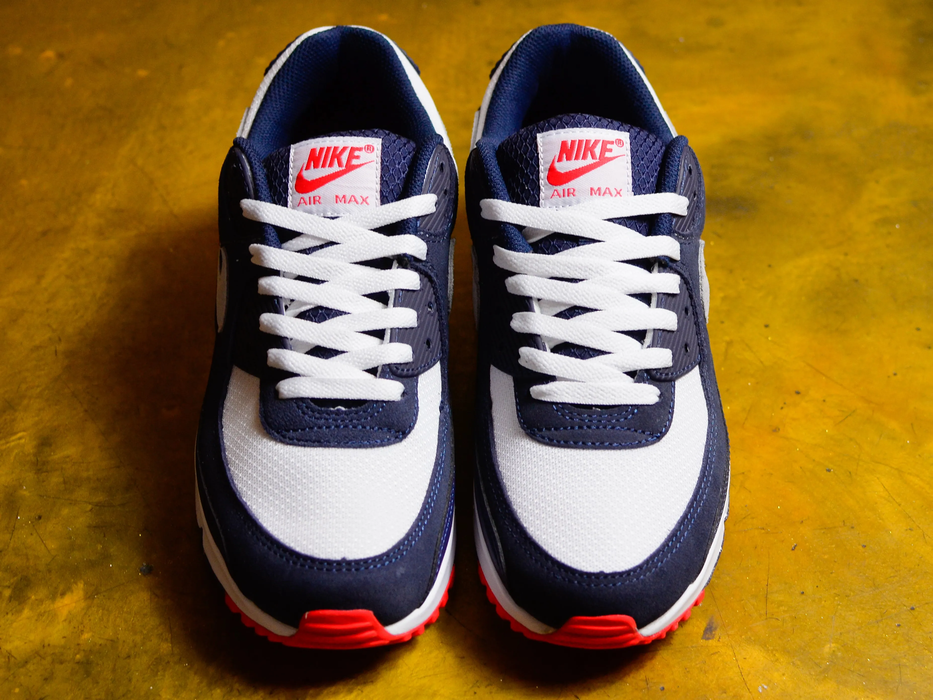 Air Max 90 - Obsidian / Pure Platinum / White