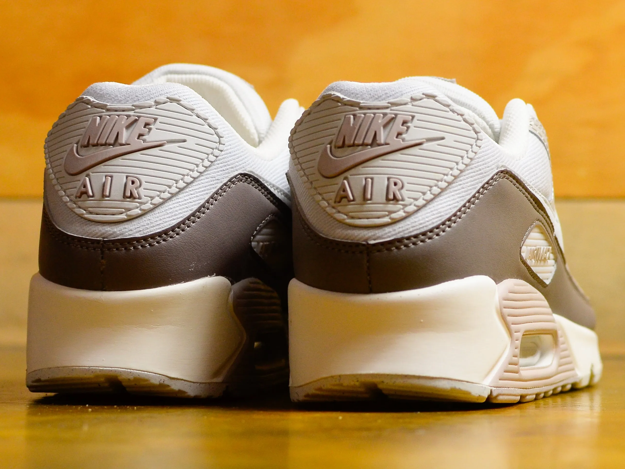 Air Max 90 - Photon Dust / Photon Dust-lt Iron Ore-Sail