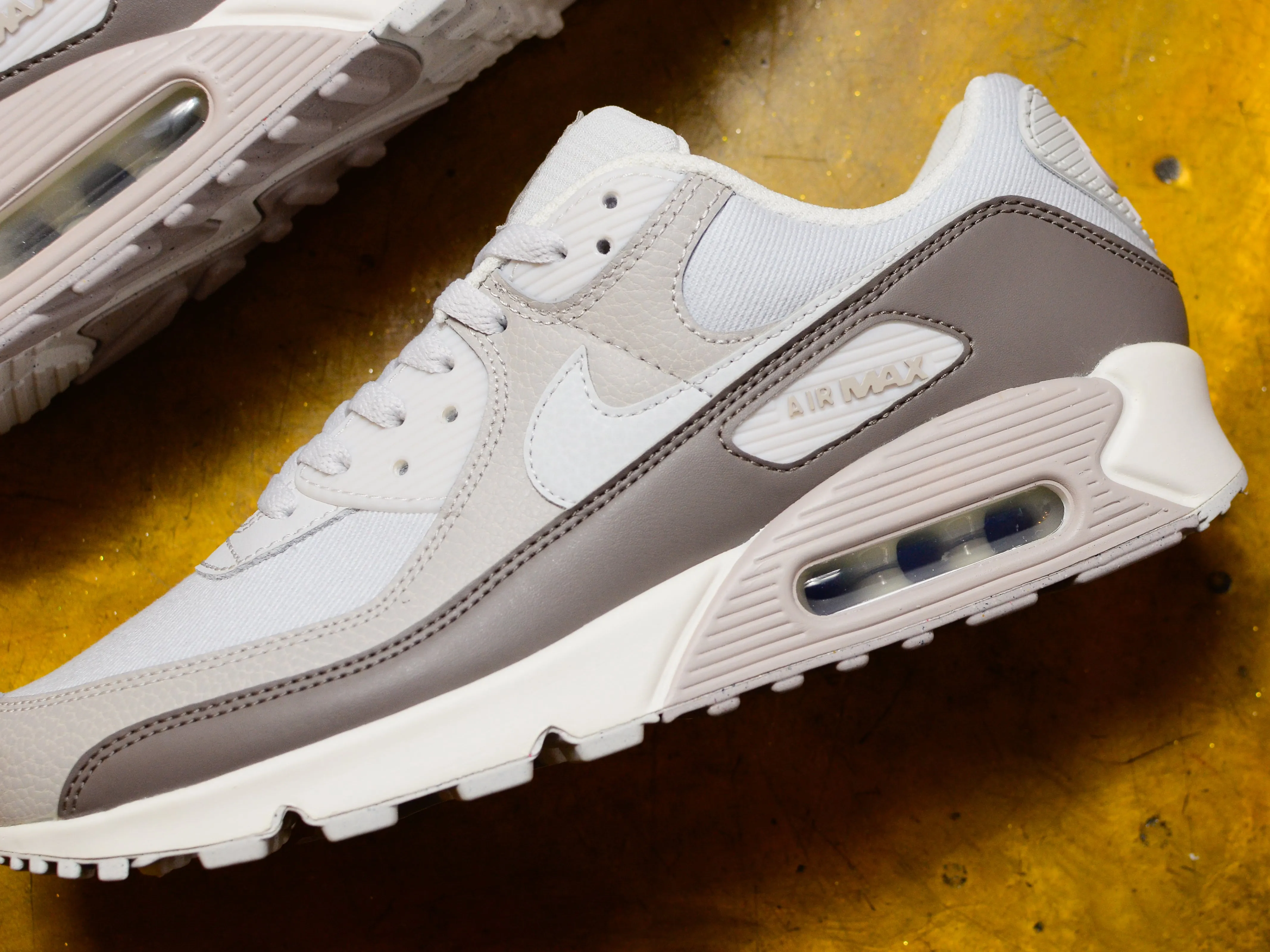 Air Max 90 - Photon Dust / Photon Dust-lt Iron Ore-Sail