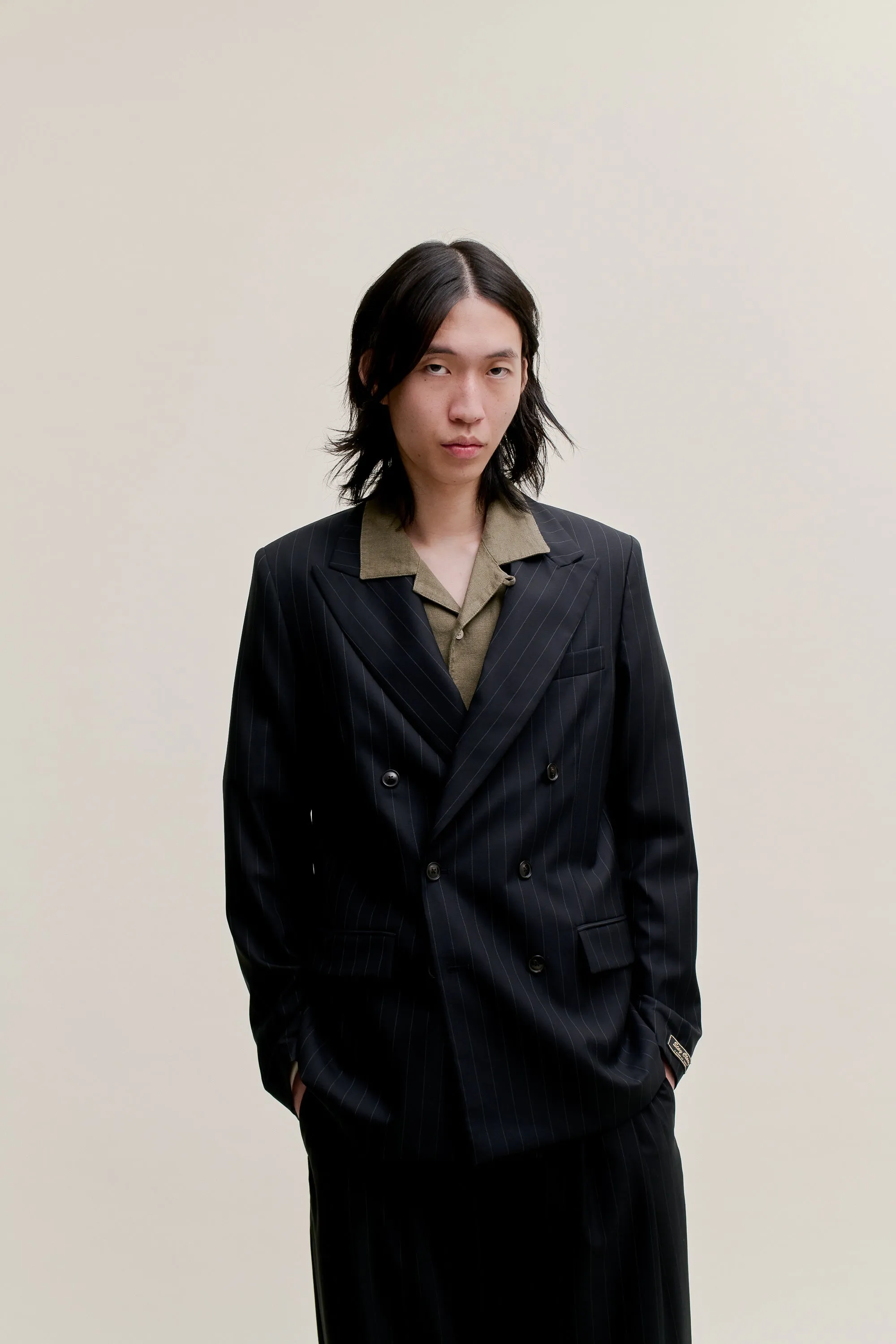 DOUBLE-BREASTED PEAK BLAZER