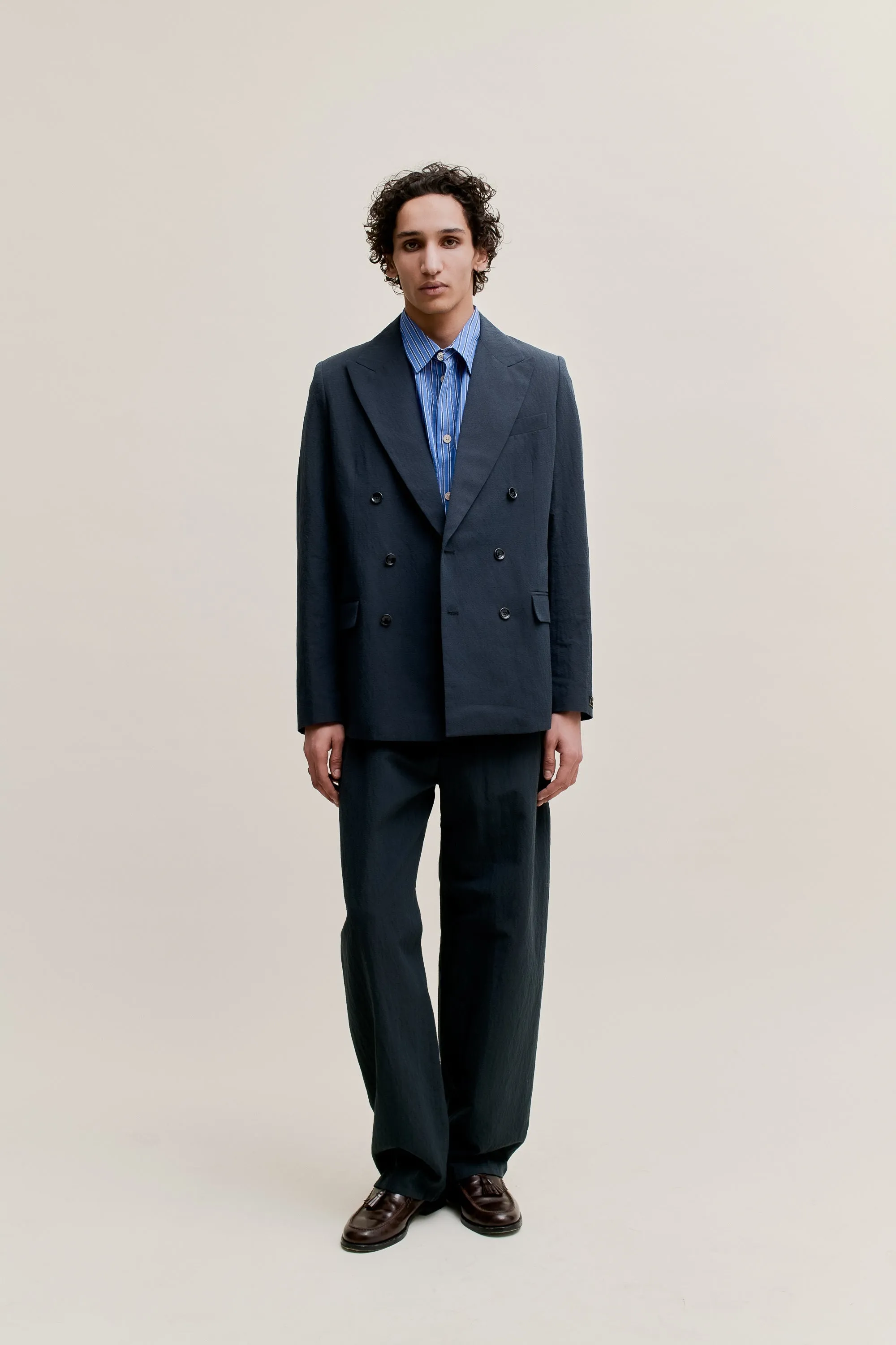 DOUBLE-BREASTED PEAK BLAZER
