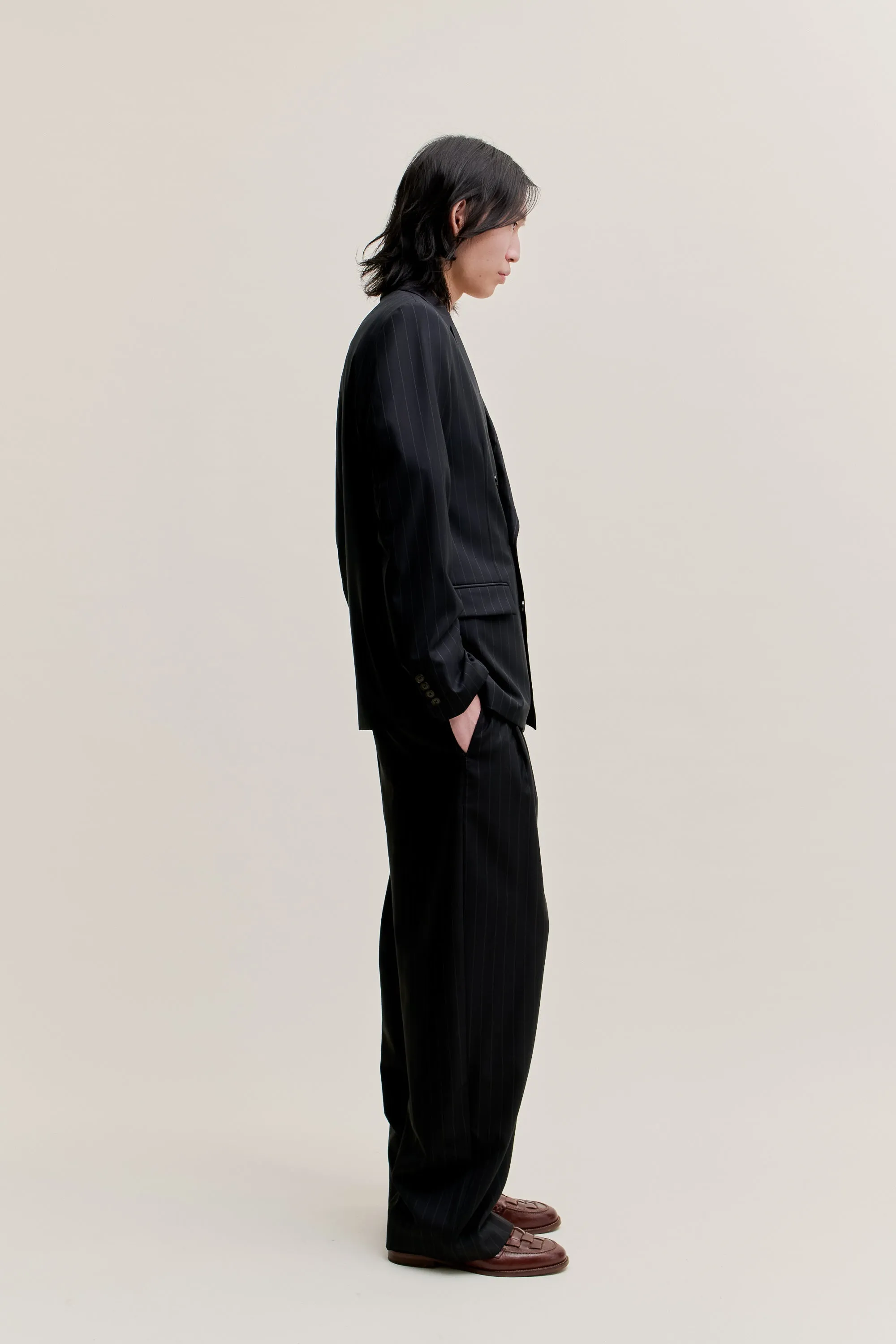 DOUBLE-BREASTED PEAK BLAZER