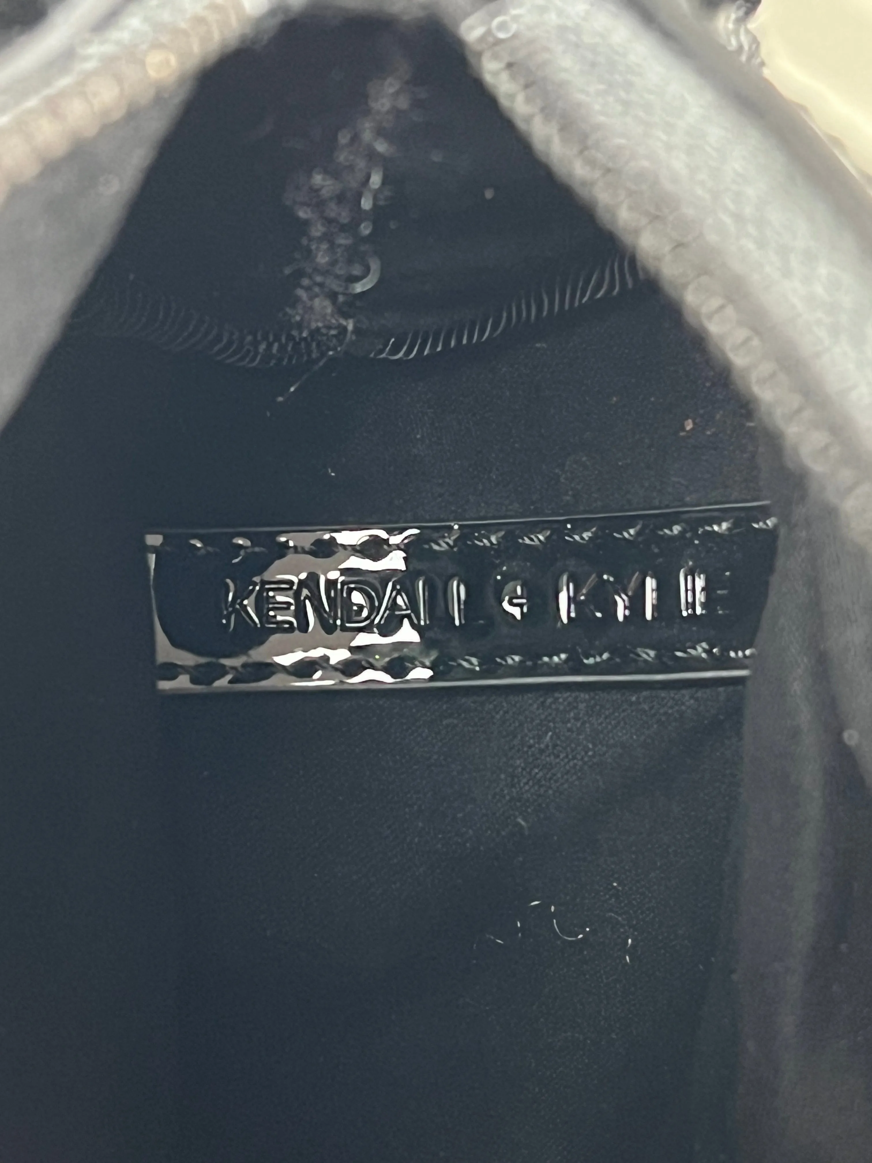 Kendall   Kylie 2010's 'Normie' dog backpack