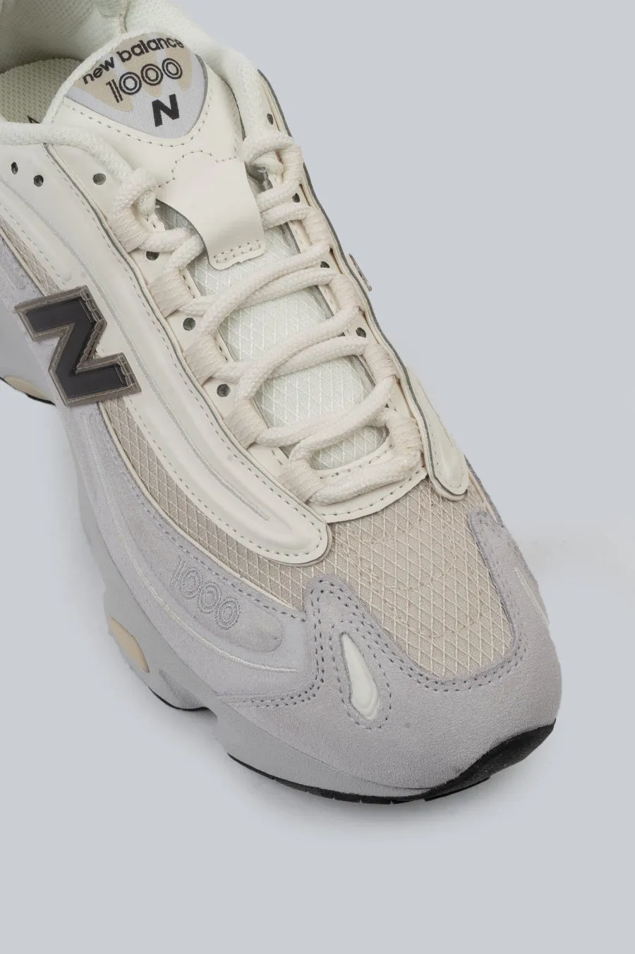 NEW BALANCE 1000 GREY BLACK