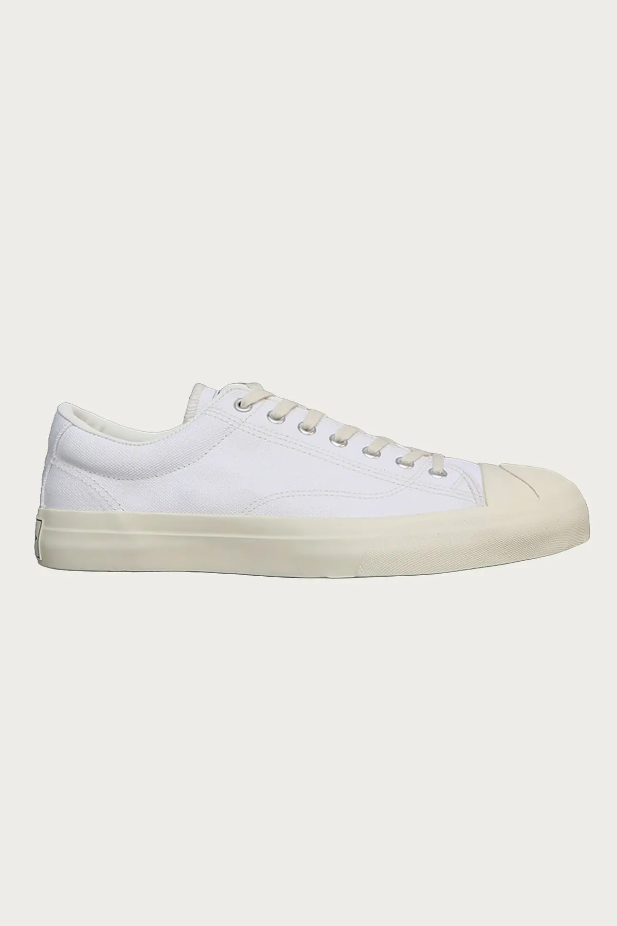 ST-02 - White