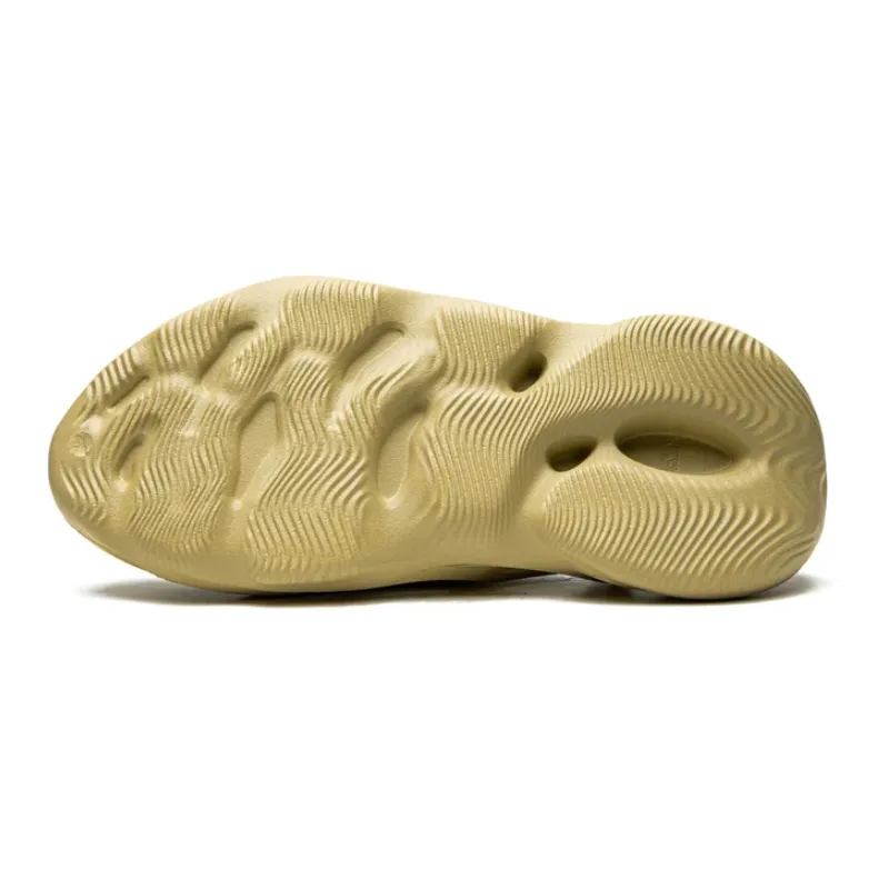 Yeezy Foam Runner Sulfur